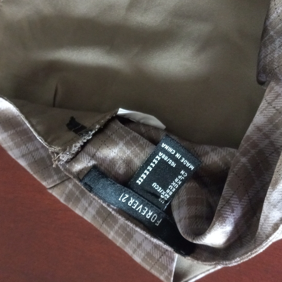 Forever 21 - Picture 5 of 6